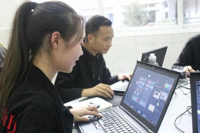專業(yè)導(dǎo)讀 | 計(jì)算機(jī)平面設(shè)計(jì) 開啟數(shù)字時(shí)代的視覺創(chuàng)意之旅
